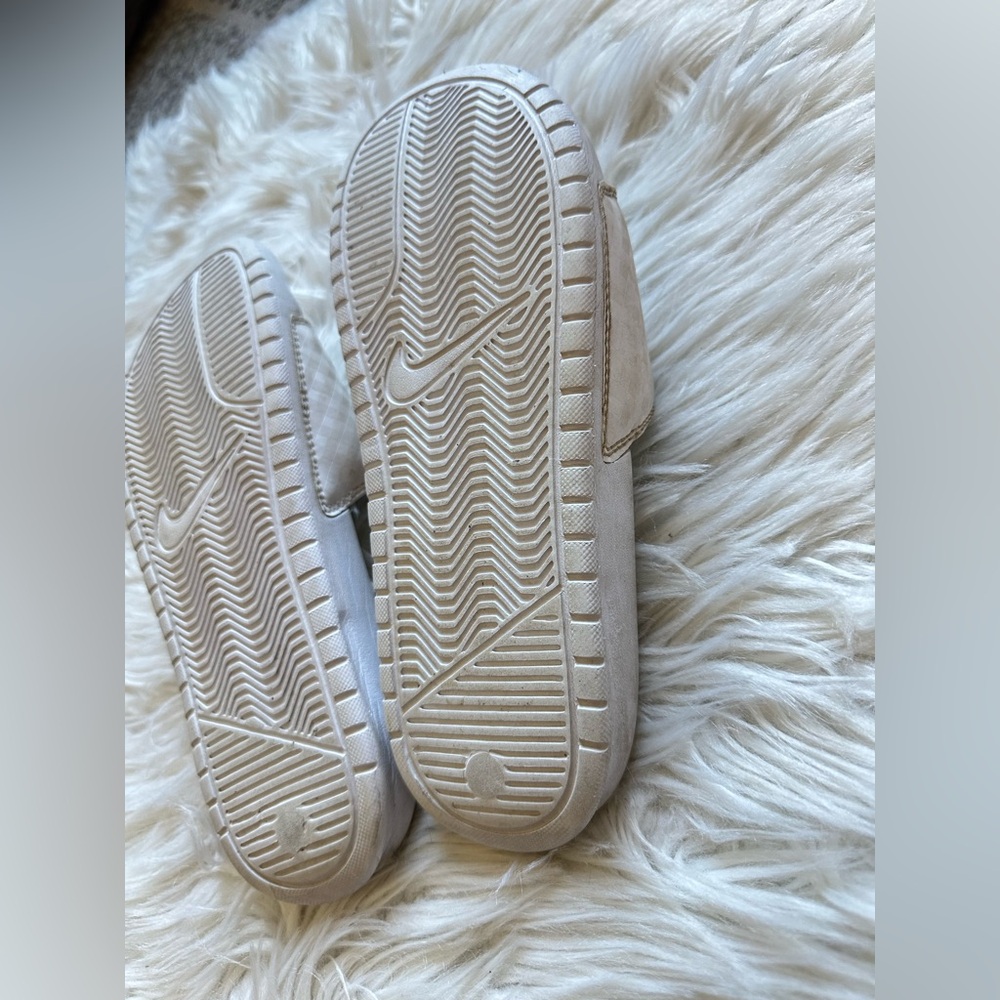 Nike cushion slides - Picture 6 of 7